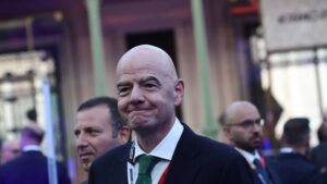 Gianni Infantino arremete contra las grandes potencias del fútbol y exige reducir la brecha global